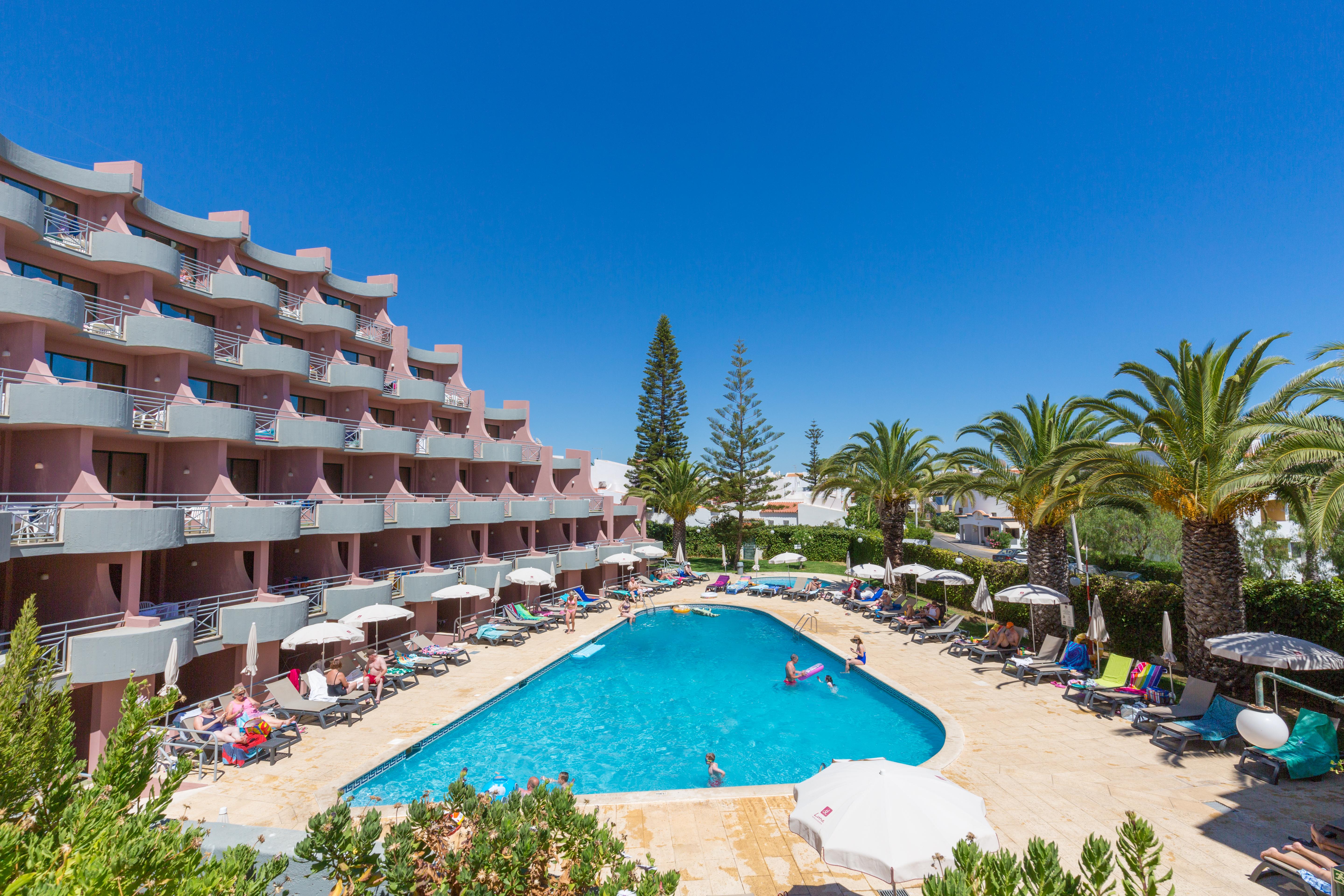 Apartahotel Luna Clube Oceano